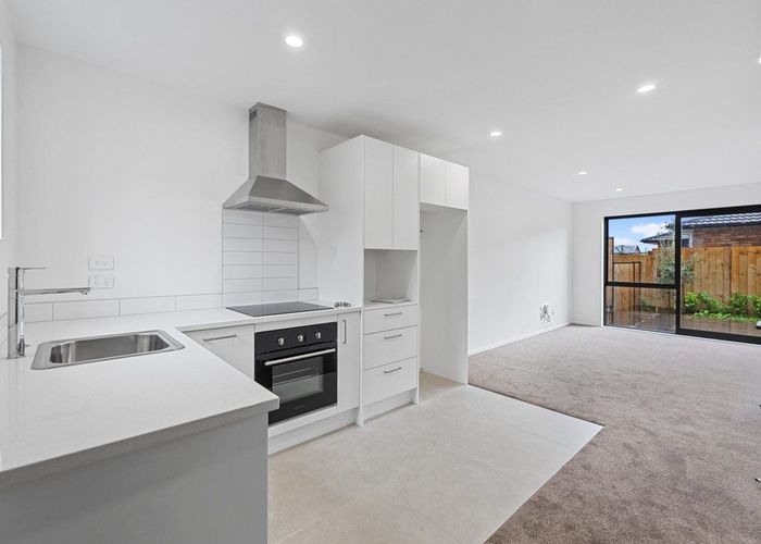  at 11 Raupeti Lane, Henderson, Waitakere City, Auckland