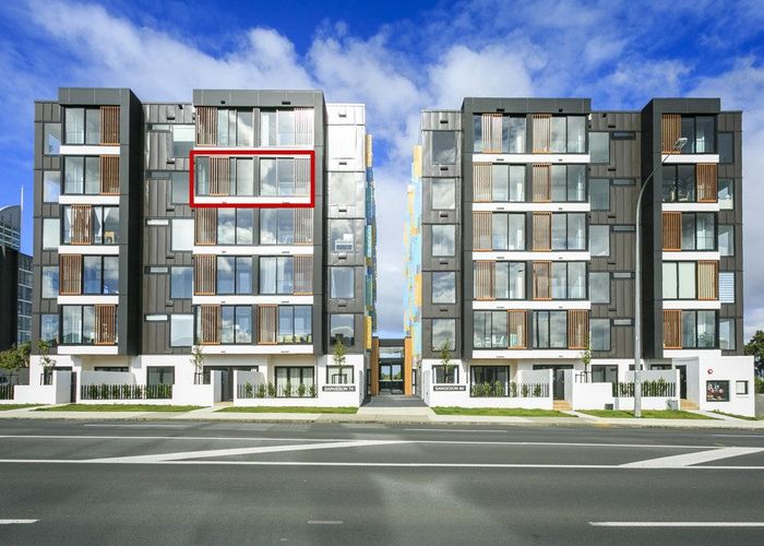  at 401/74 Anzac Street, Takapuna, North Shore City, Auckland