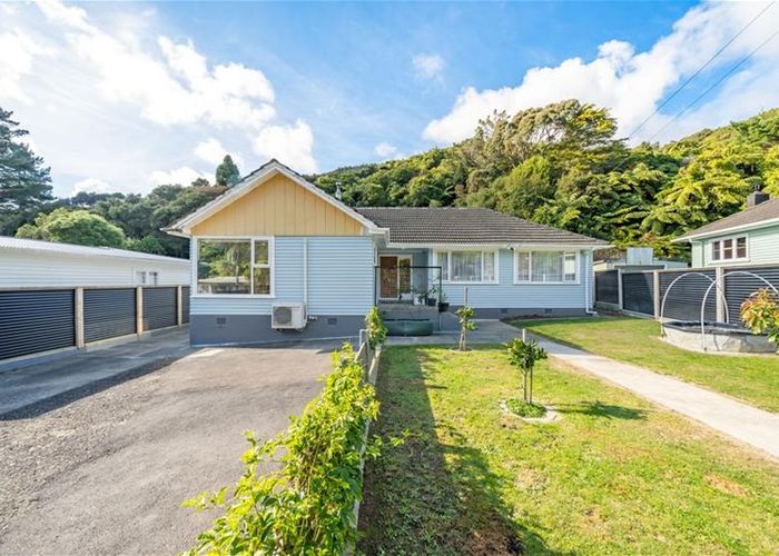  at 33 Sunny Grove, Wainuiomata, Lower Hutt