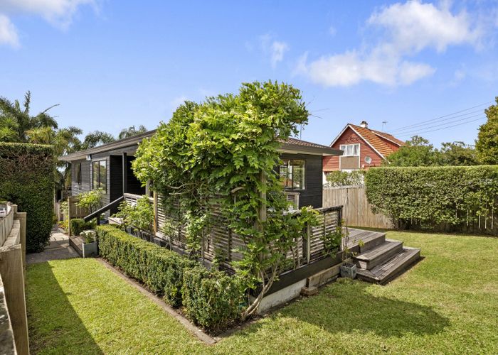  at 10A Barrack Road, Mount Wellington, Auckland City, Auckland