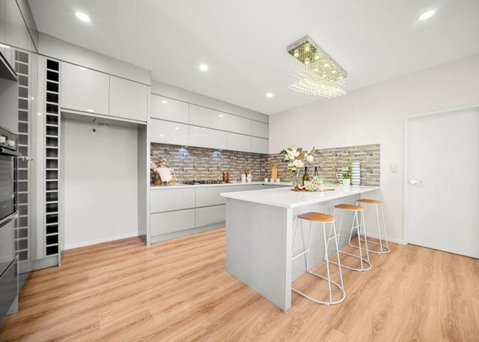  at 9 Fong Road, Flat Bush, Manukau City, Auckland