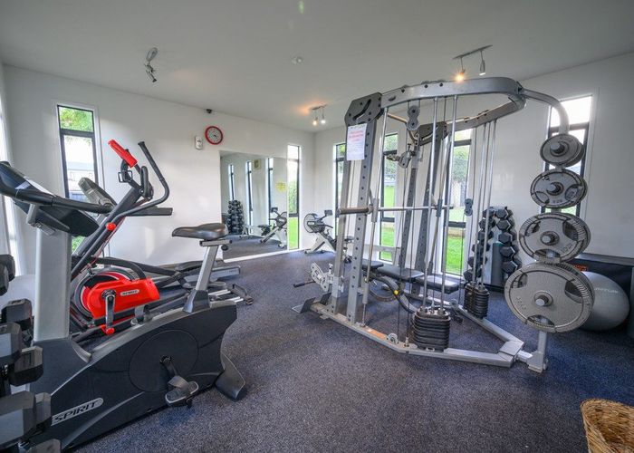  at 39/2 Armoy Drive, East Tamaki, Manukau City, Auckland