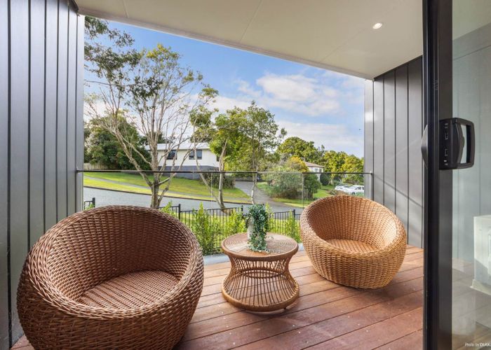  at 1/13 Crosby Road, West Harbour, Waitakere City, Auckland