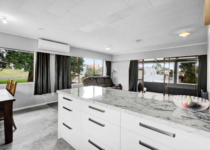  at 5 Bronte Place, Whalers Gate, New Plymouth, Taranaki