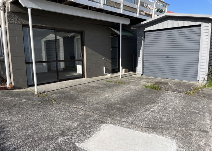  at 49A Hadfield Street, Beach Haven, North Shore City, Auckland