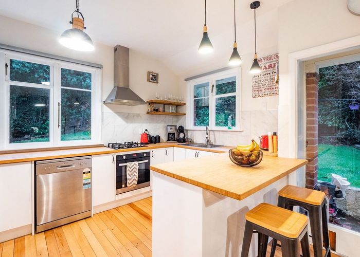  at 30 Northview Crescent, Belleknowes, Dunedin, Otago