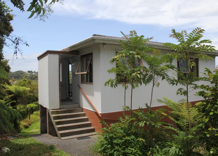  at 6 Rimu Road, Stanmore Bay, Whangaparaoa