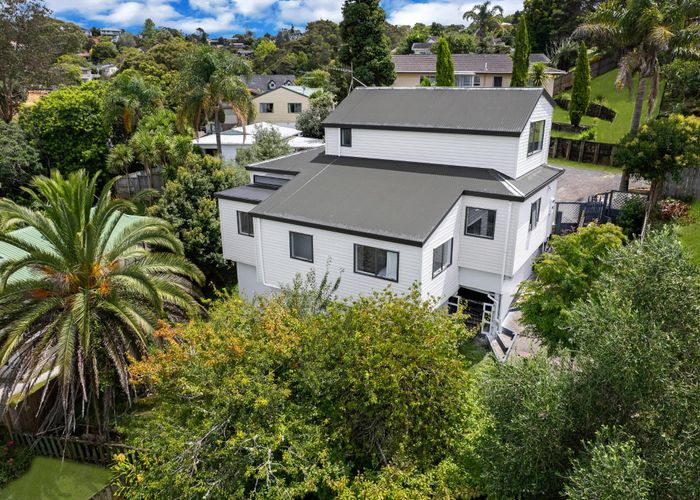  at 75 Girrahween Drive, Totara Vale, North Shore City, Auckland