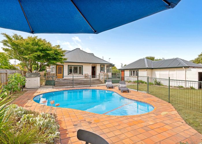  at 121 Essex Street, Masterton
