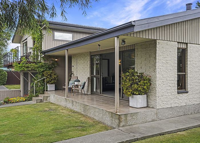  at 194A Racecourse Road, Sockburn, Christchurch