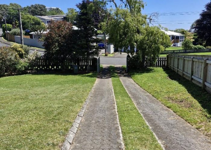  at 10 Raniera Street, Glen Avon, New Plymouth, Taranaki