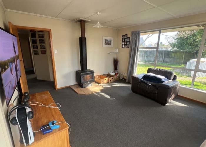  at 25B Medina Crescent, Parklands, Christchurch City, Canterbury
