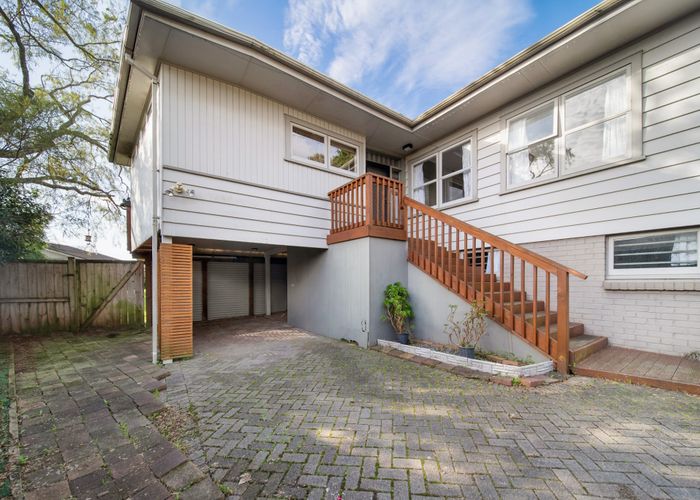  at 16 Red hill Road, Papakura, Papakura, Auckland