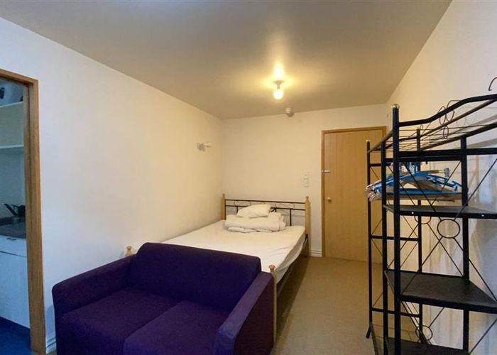  at Room 8/63A Queen Street, North Dunedin, Dunedin, Otago