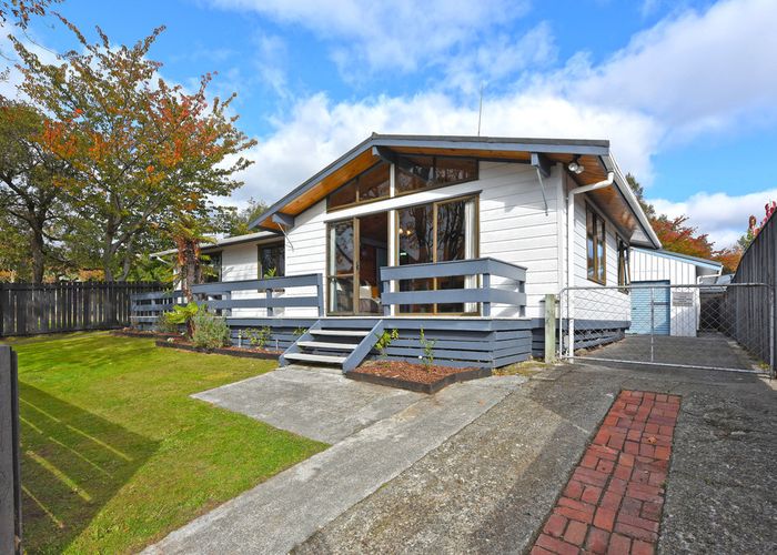 Free property data for 10 Gemstone Drive, Birchville, Upper Hutt
