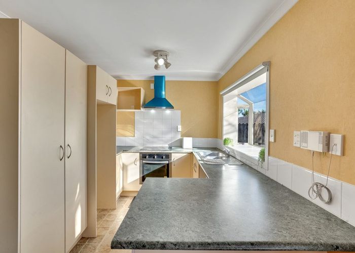  at 22 Medvale Avenue, Flat Bush, Manukau City, Auckland