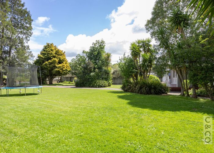  at 59 Barrett Road, Riverhead, Albany