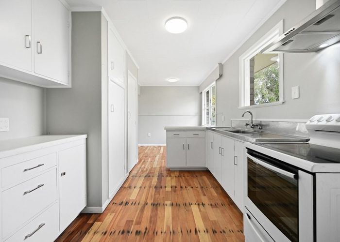  at 19B Kensington Place, Fairfield, Hamilton