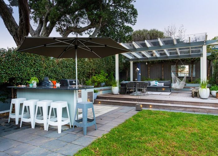  at 33 Ewen Street, Takapuna, North Shore City, Auckland