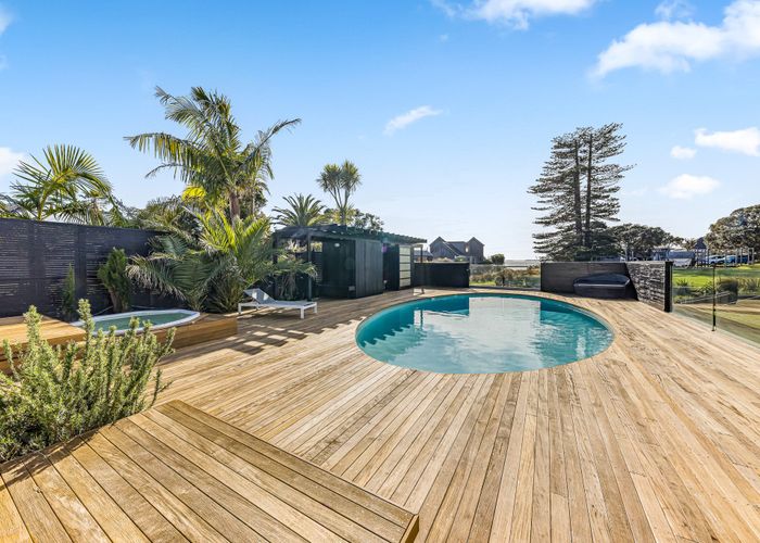  at 303 Beach Road, Campbells Bay, North Shore City, Auckland