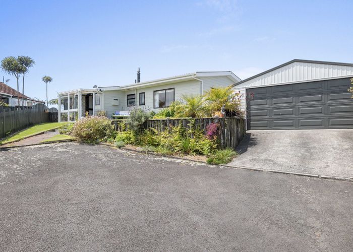  at 5C Lindaver Grove, Merrilands, New Plymouth