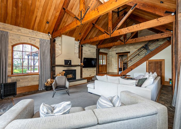  at 696 Fairview Road, Claremont