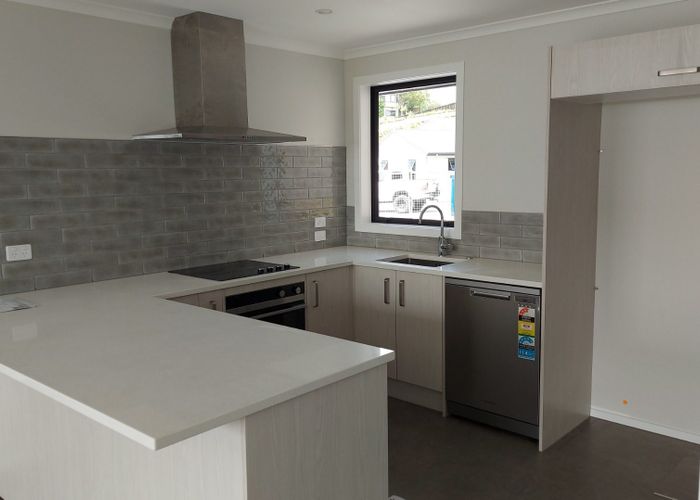  at 5 Rewarewa Way, Brown Owl, Upper Hutt, Wellington