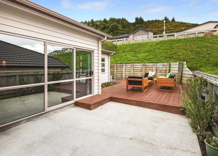  at 76 Staithes Drive North, Whitby, Porirua, Wellington