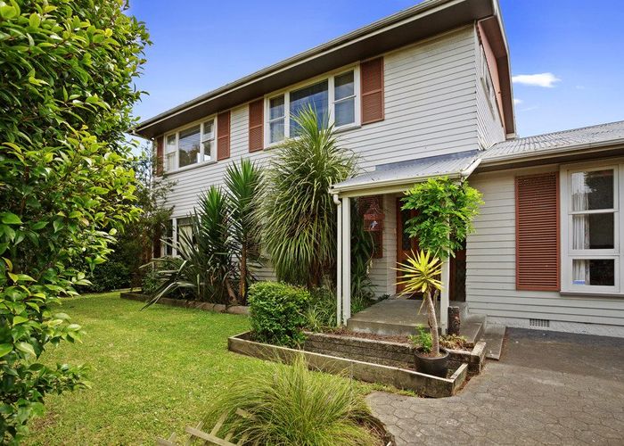  at 1033 High Street, Avalon, Lower Hutt, Wellington