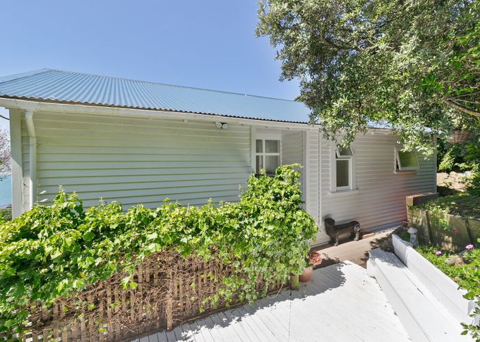  at 13 Hungerford Road, Lyall Bay, Wellington, Wellington