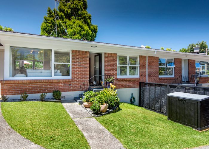  at 2/36 Harley Close, Hauraki, North Shore City, Auckland