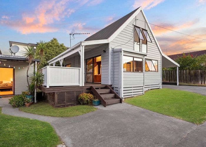  at 4037A Great North Road, Glen Eden, Waitakere City, Auckland
