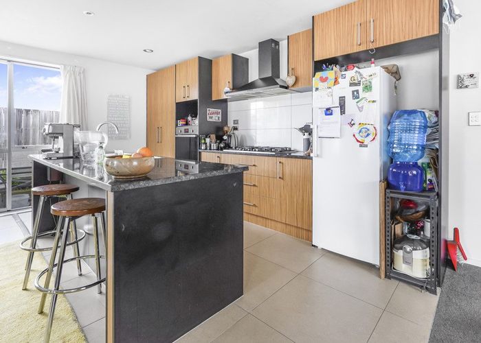  at 17 Barwick Place, Huntington, Hamilton
