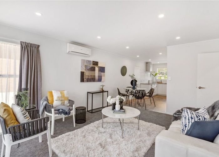  at 38 Ballater Place, Highland Park, Manukau City, Auckland