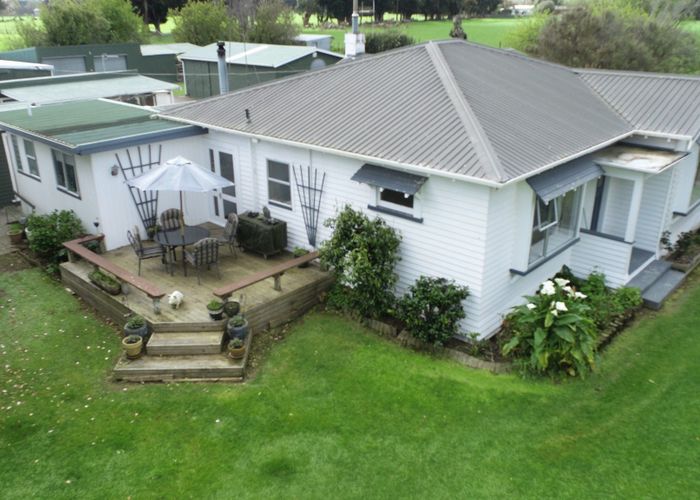  at 233 Aorangi Road, Aorangi