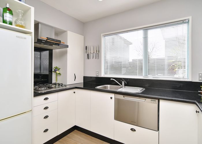  at 5/19 Longley Place, Addington, Christchurch