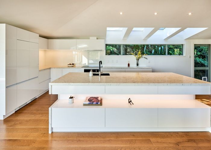  at 21 Dillon Street, Lowry Bay, Lower Hutt