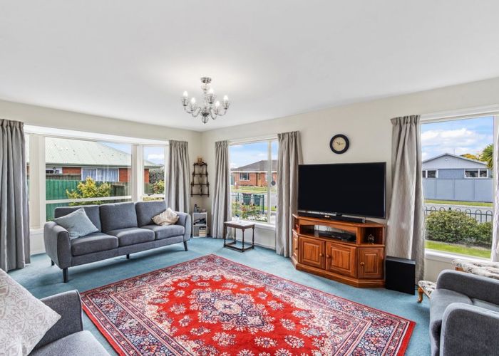  at 35 Farnborough Street, Aranui, Christchurch
