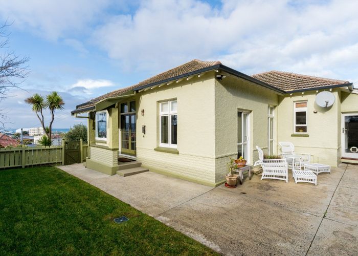  at 56 Norfolk Street, Saint Clair, Dunedin