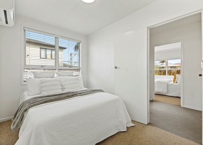  at 60A Swaffield Road, Papatoetoe, Auckland