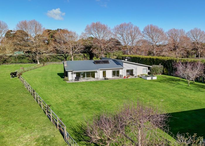  at 53 Western Line, Whanganui