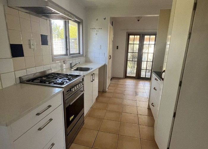  at 6 Strid Road, Te Atatu South, Auckland