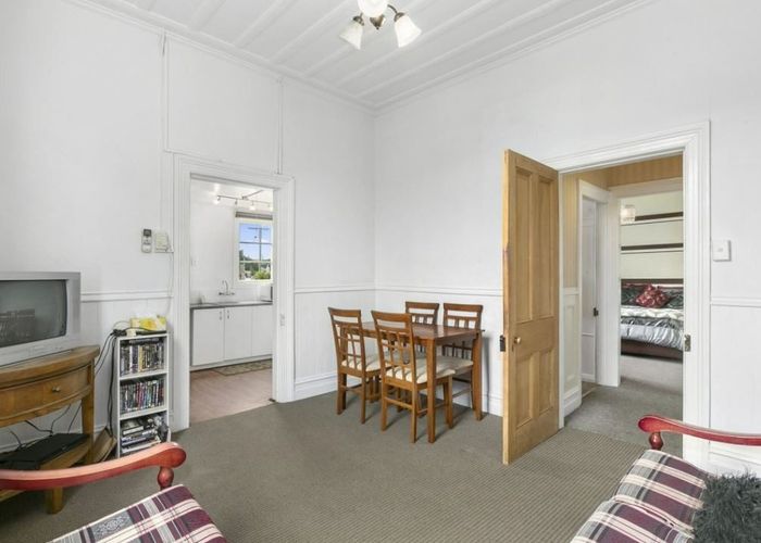  at 1 Queens Drive, Saint Kilda, Dunedin