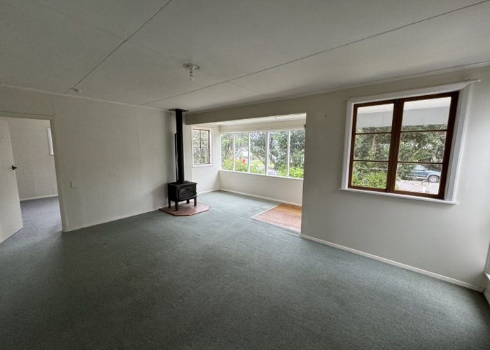  at 8 Mahoe street, Otaki Beach, Kapiti Coast, Wellington
