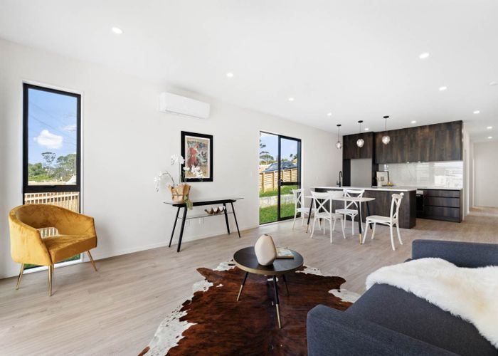  at 32 Puhikawa Street, Massey, Waitakere City, Auckland
