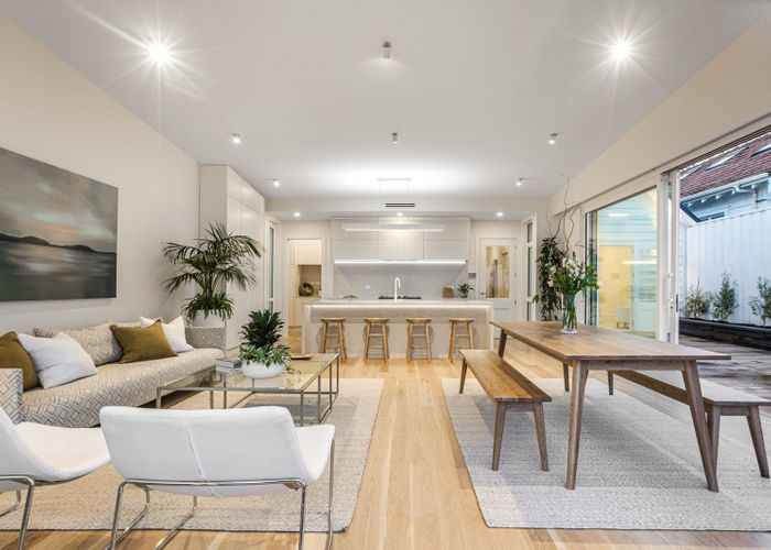  at 4 Cheltenham Road, Devonport, Auckland