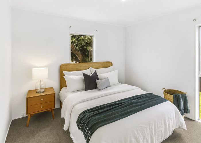  at 8 Walter Strevens Drive, Conifer Grove, Papakura, Auckland