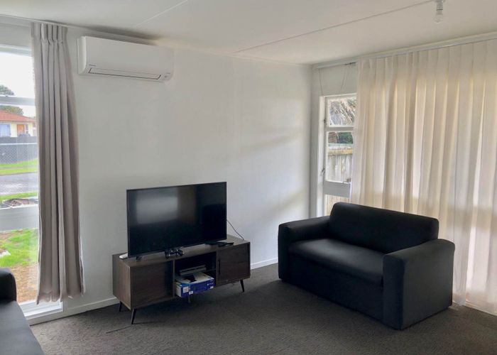  at 3 Blair Place, Otara, Auckland
