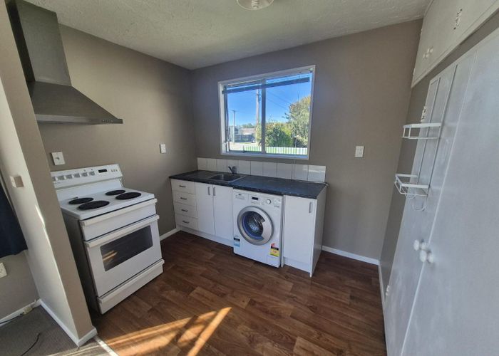  at 1/374 Gloucester Street, Linwood, Christchurch City, Canterbury