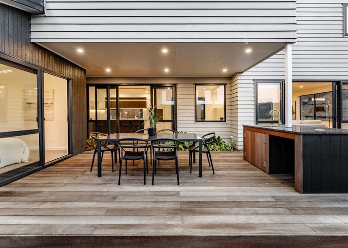  at 183 Te Oneroa Way, Long Bay, North Shore City, Auckland